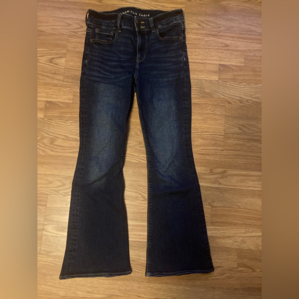 American Eagle Super High-Rise Artist Flare sz 4